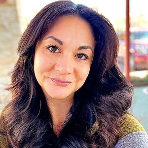 Meet your Posher, Melanie